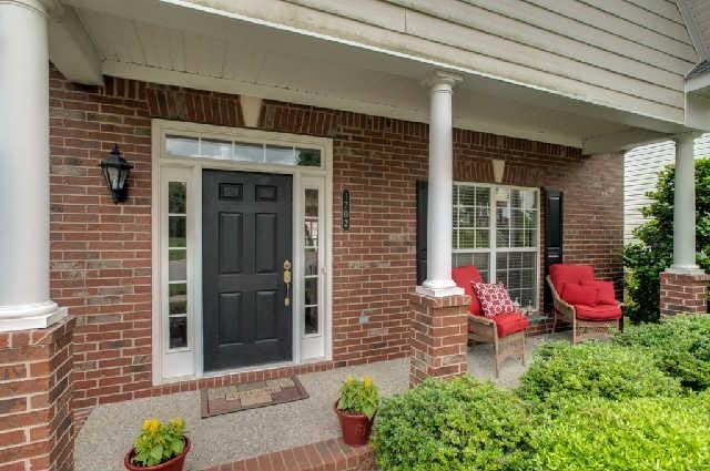 1702 Decatur Cir