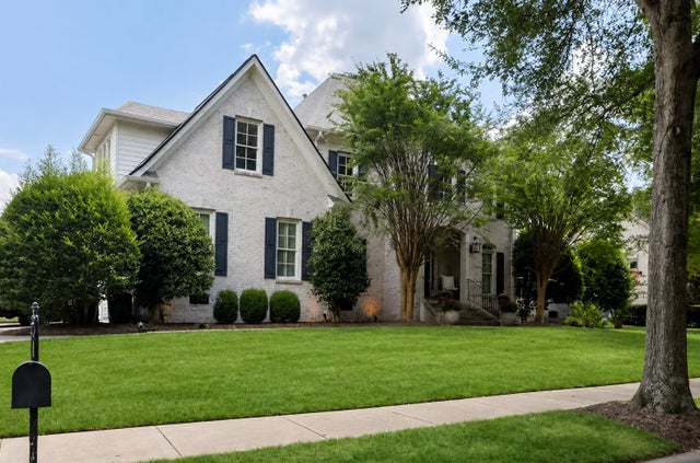 528 Hope Ave, Franklin - listing photo 2