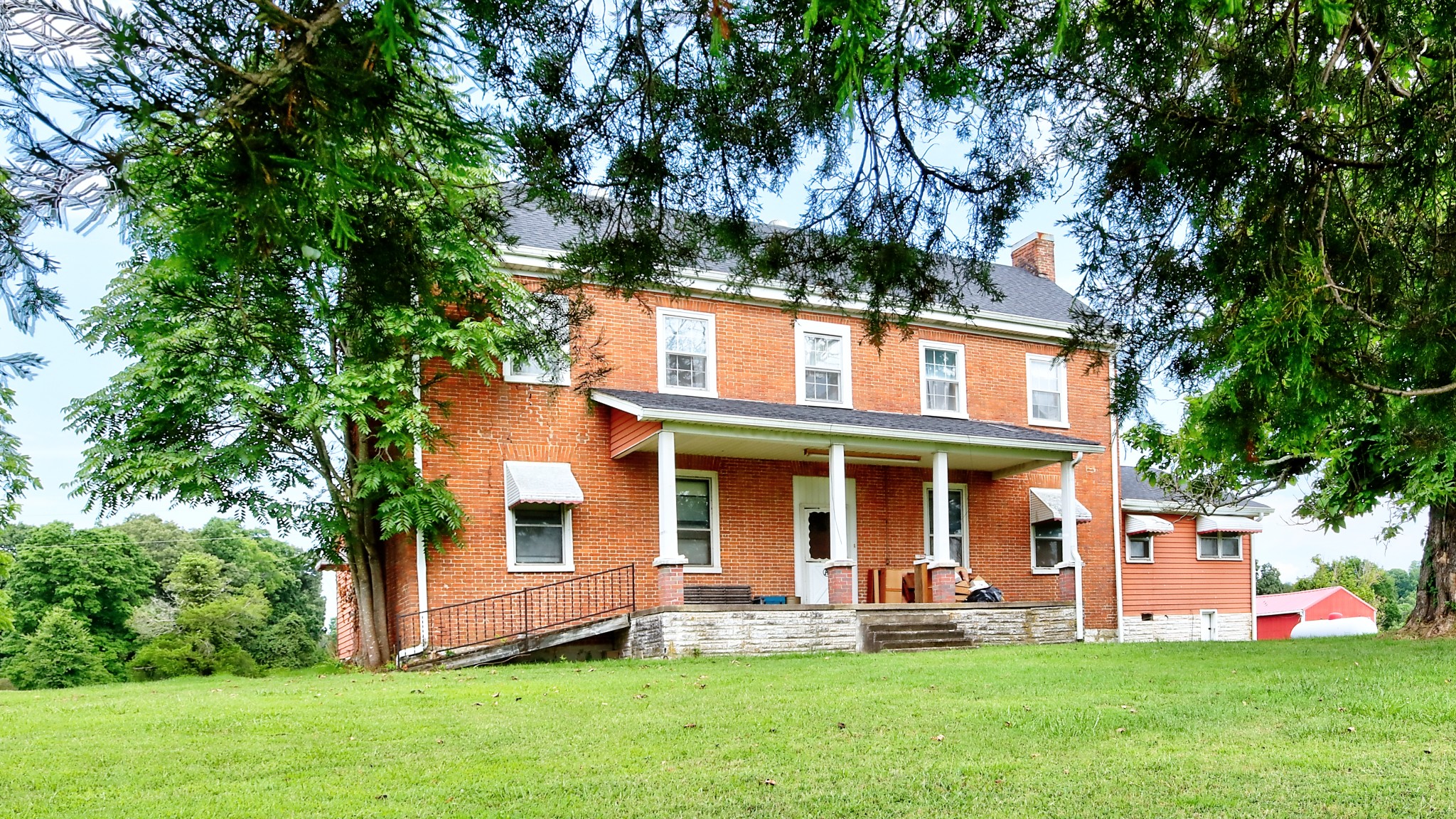 857 Davenport Rd