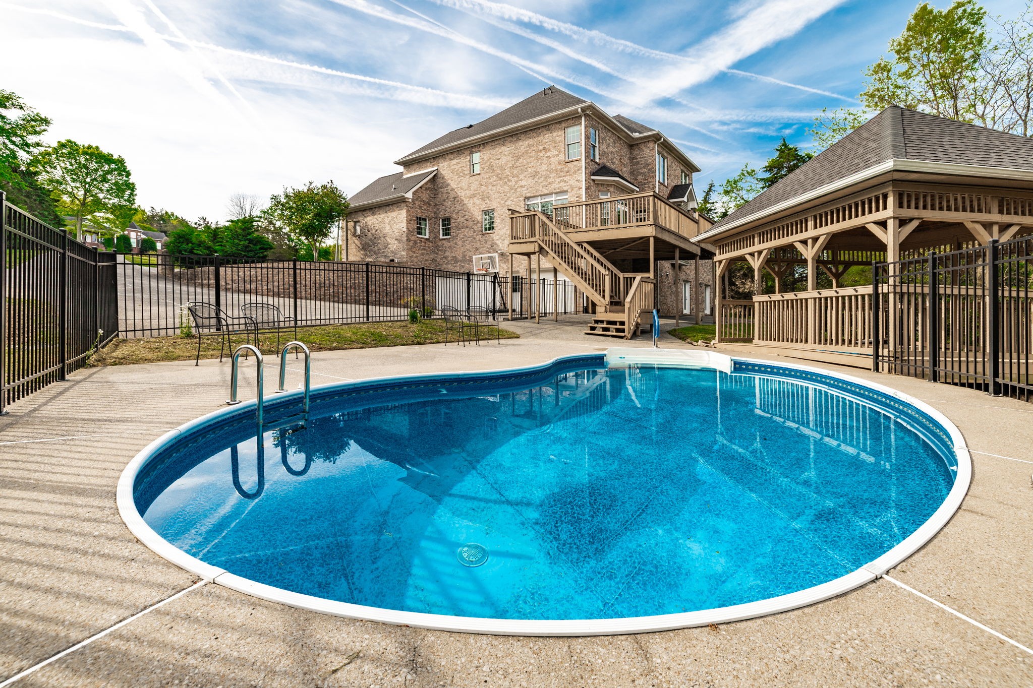 1146 Stirlingshire Dr