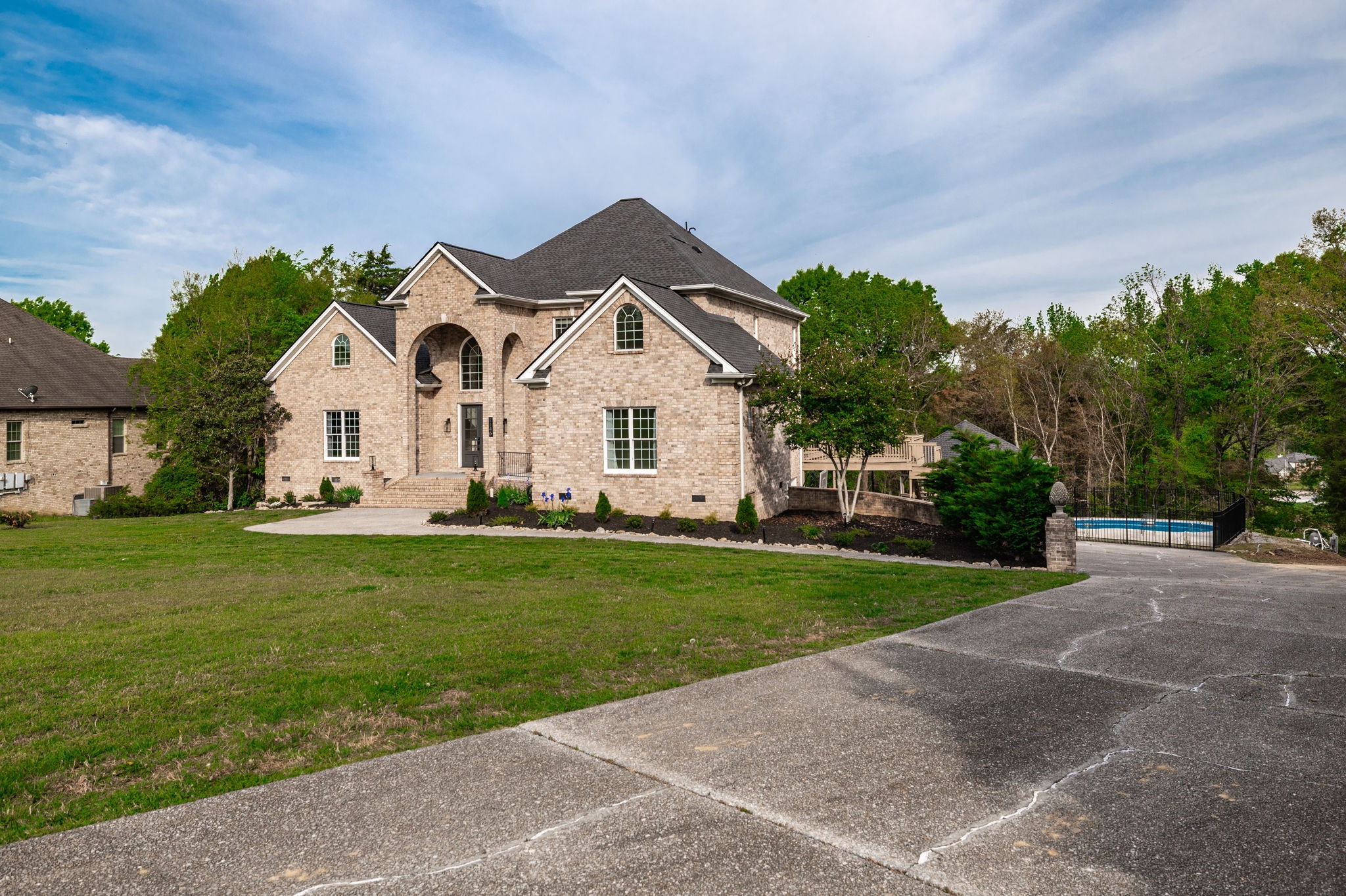 1146 Stirlingshire Dr