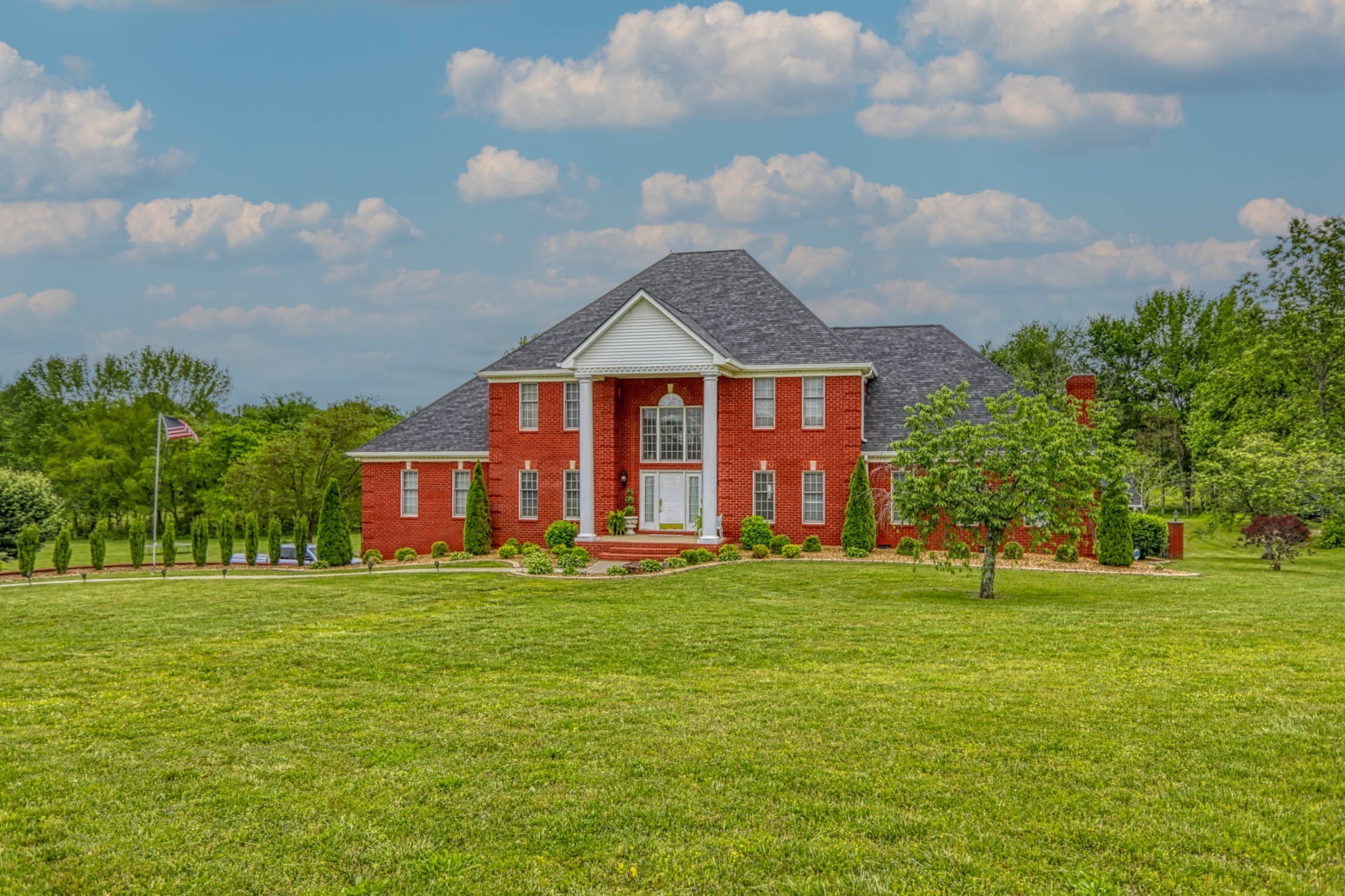 2025 Grandview Dr