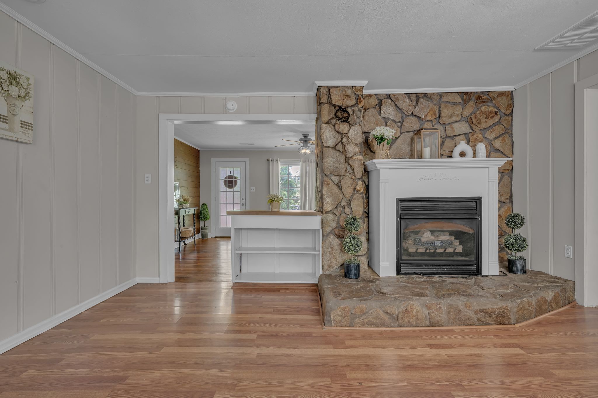 1025 Greenwood Rd