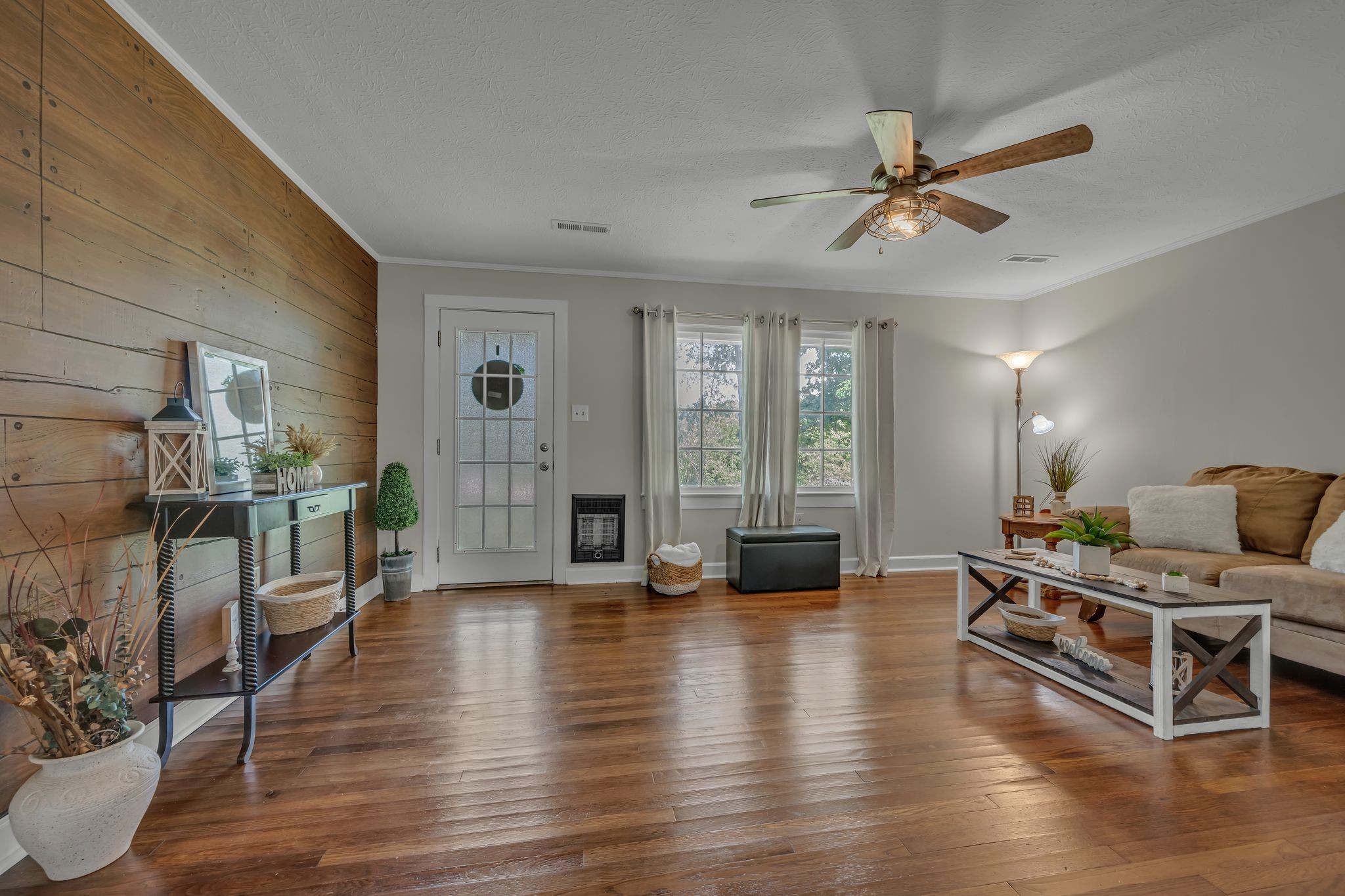 1025 Greenwood Rd