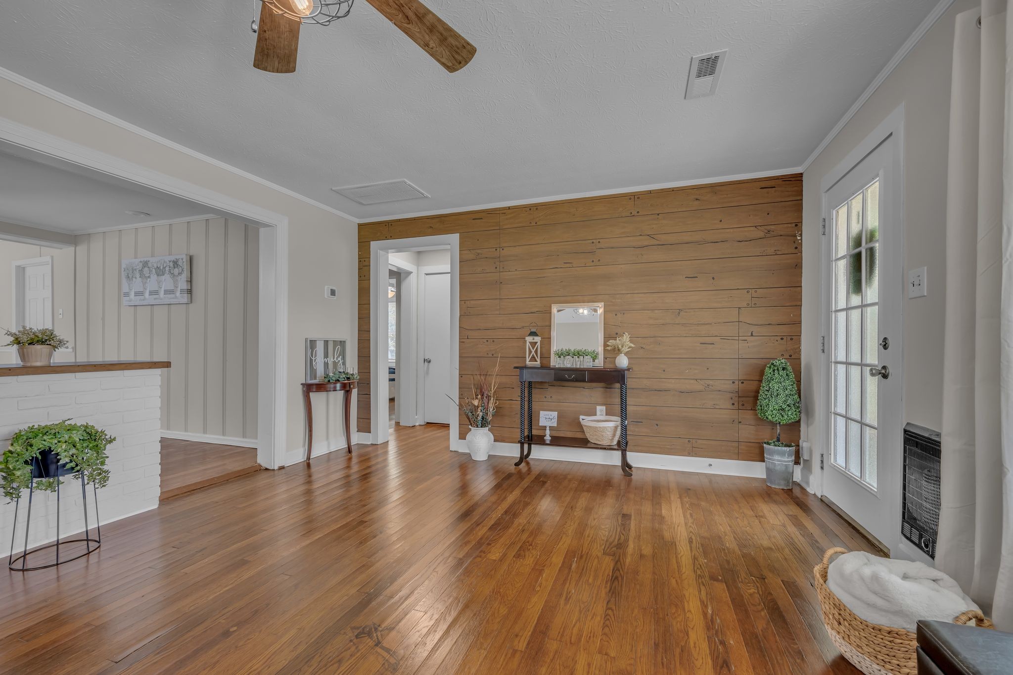 1025 Greenwood Rd