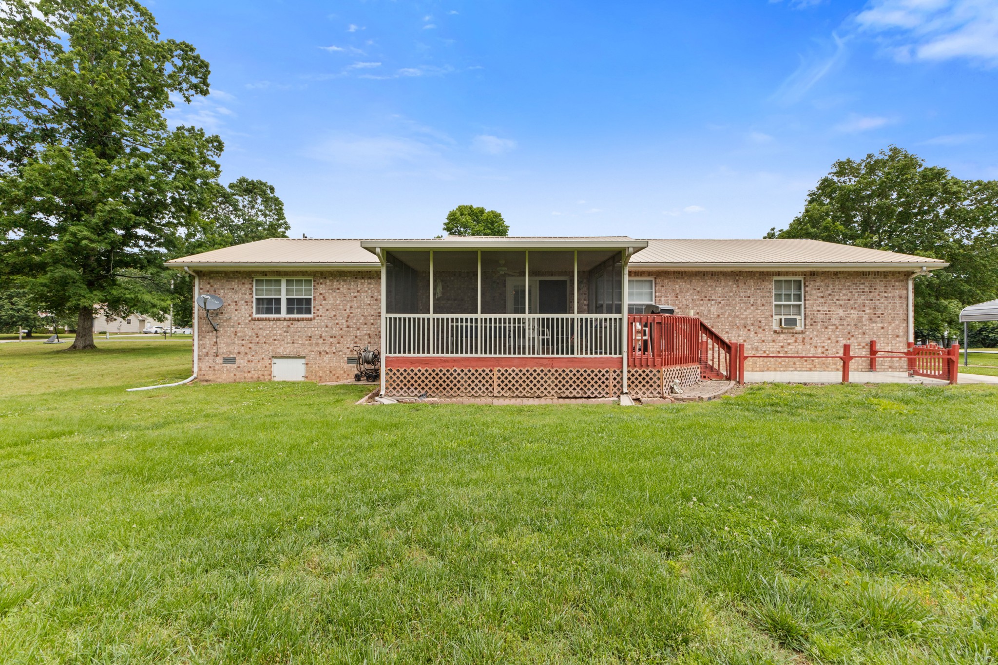 111 Hickory Trce