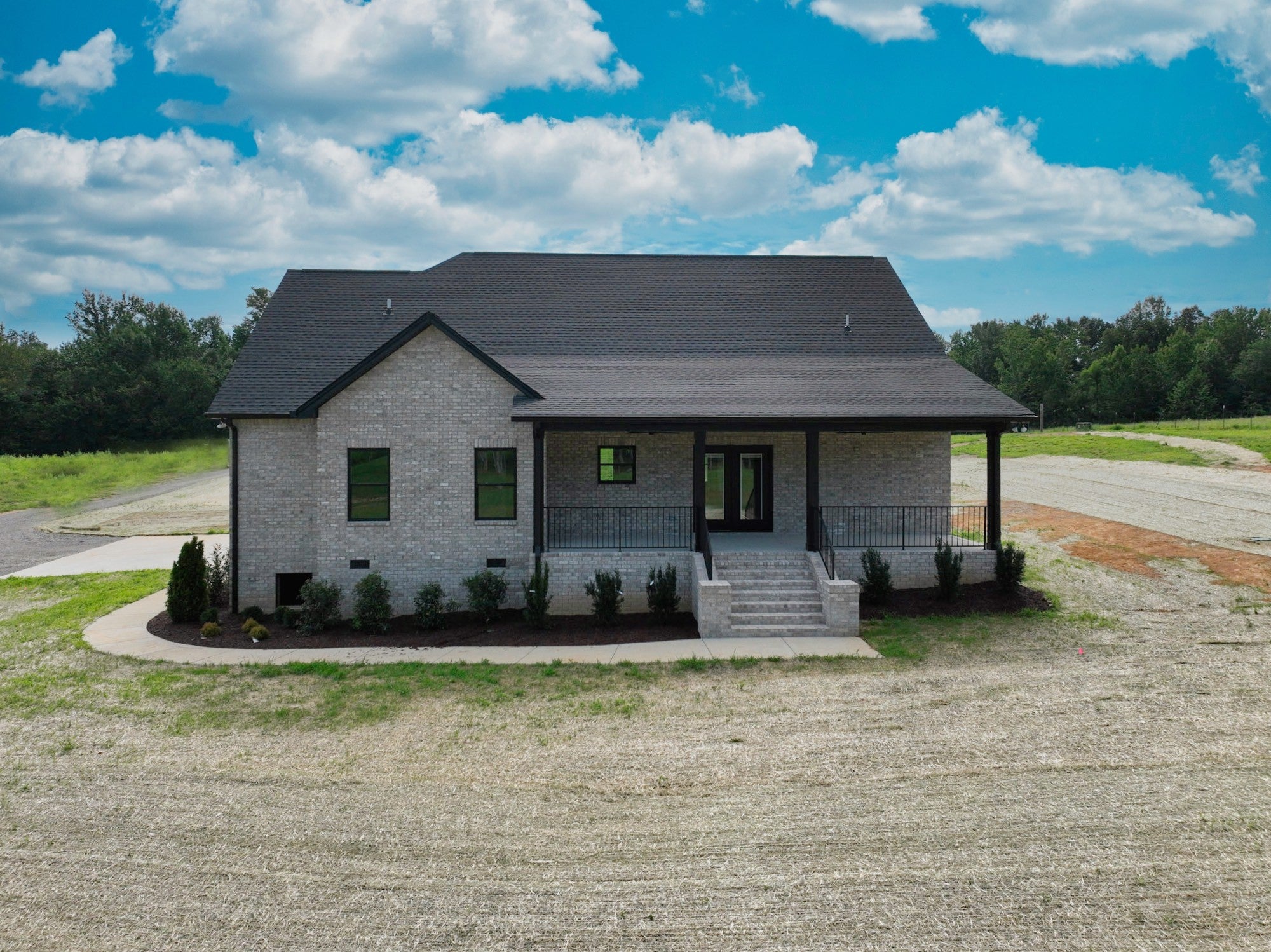 557 Fairfield Rd