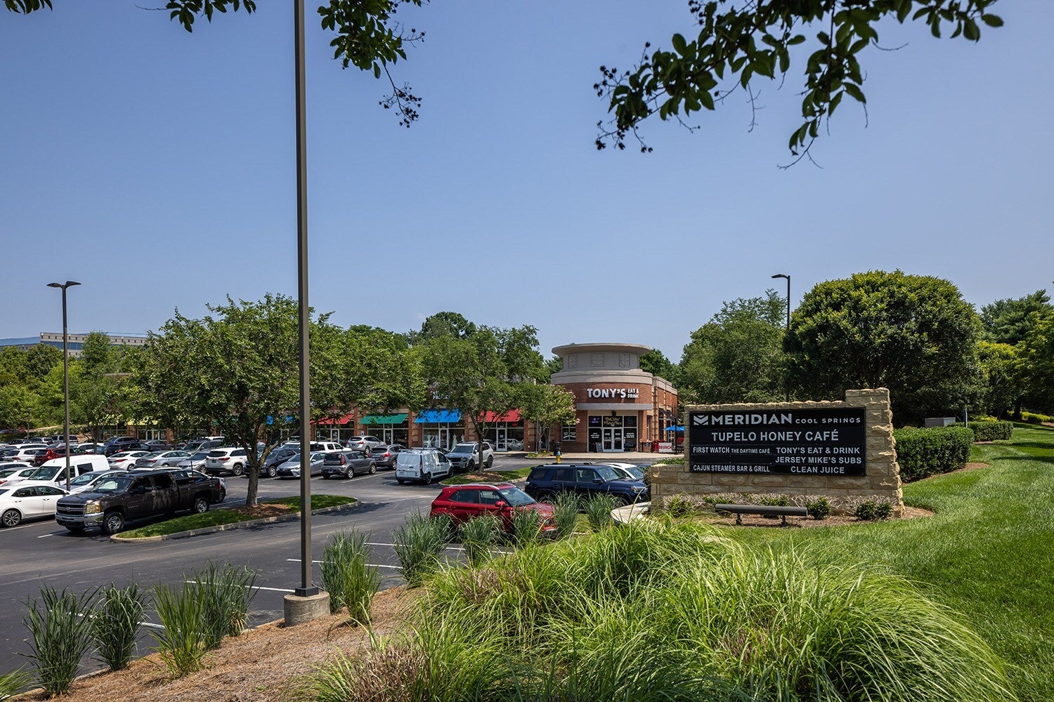 2000 Meridian Blvd 285