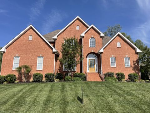 265 Gray Hawk Trl Clarksville TN 37043