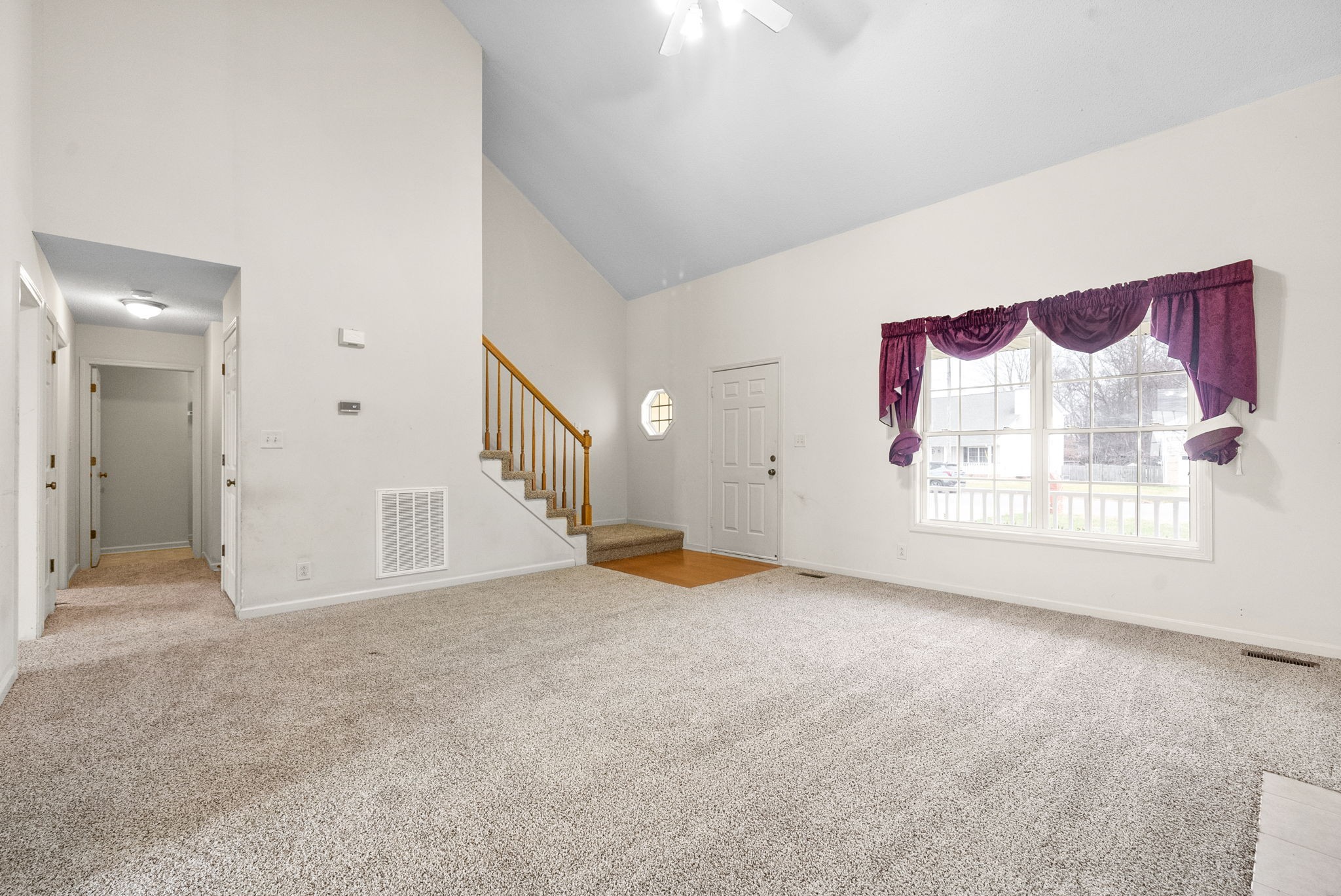 Clarksville, Tennessee 37040, United States, 4 Bedrooms Bedrooms, ,3 BathroomsBathrooms,Residential,Active,3235