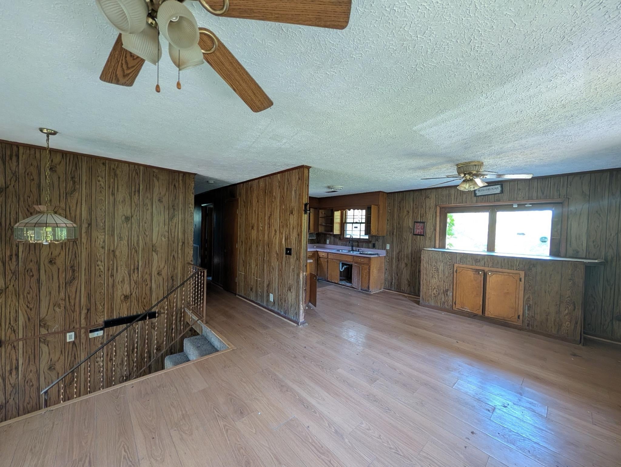 6703 Oak Hill Rd