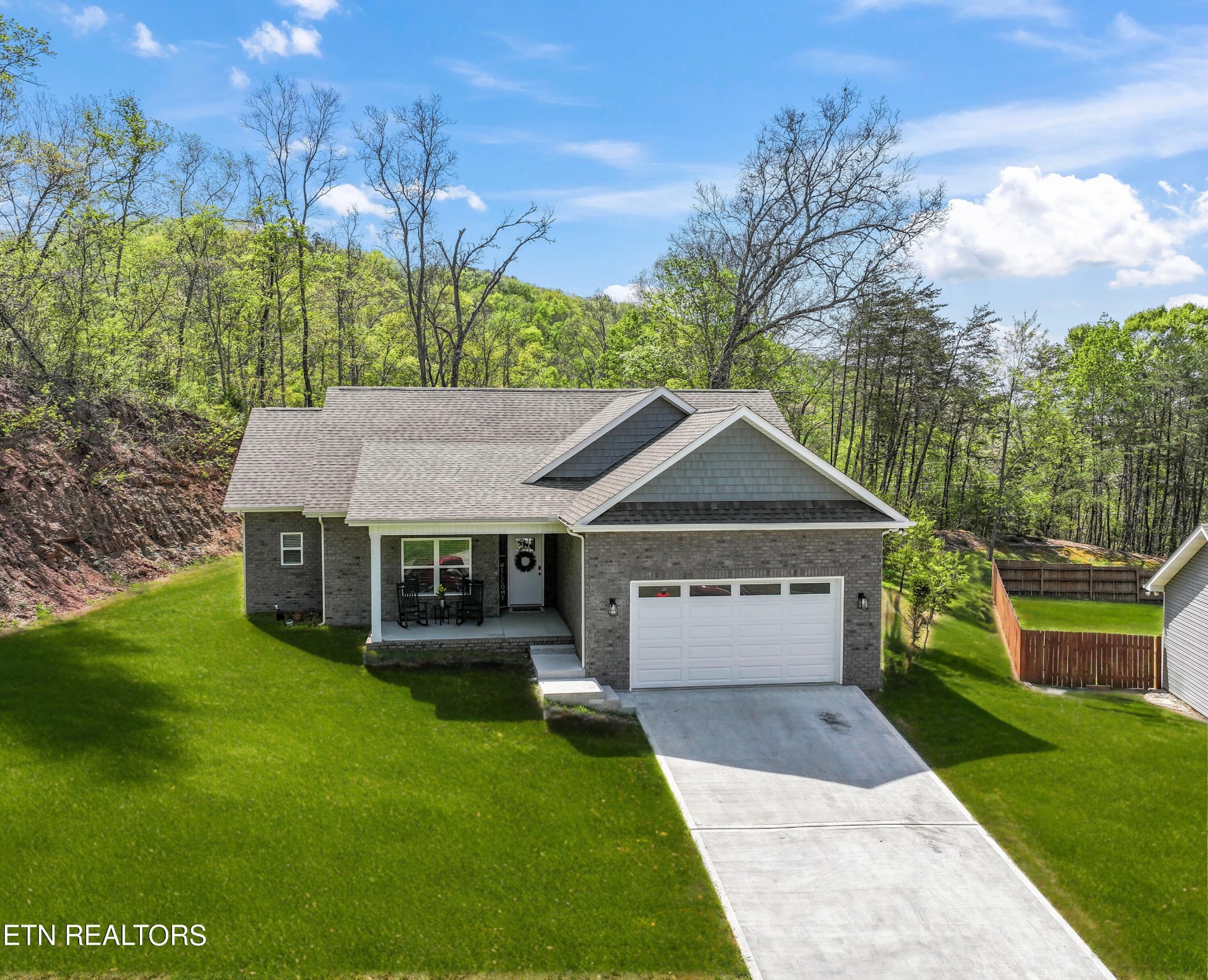 174 Flagstone Way