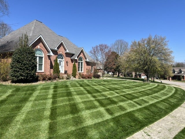 1205 WOODVALE DRIVE
