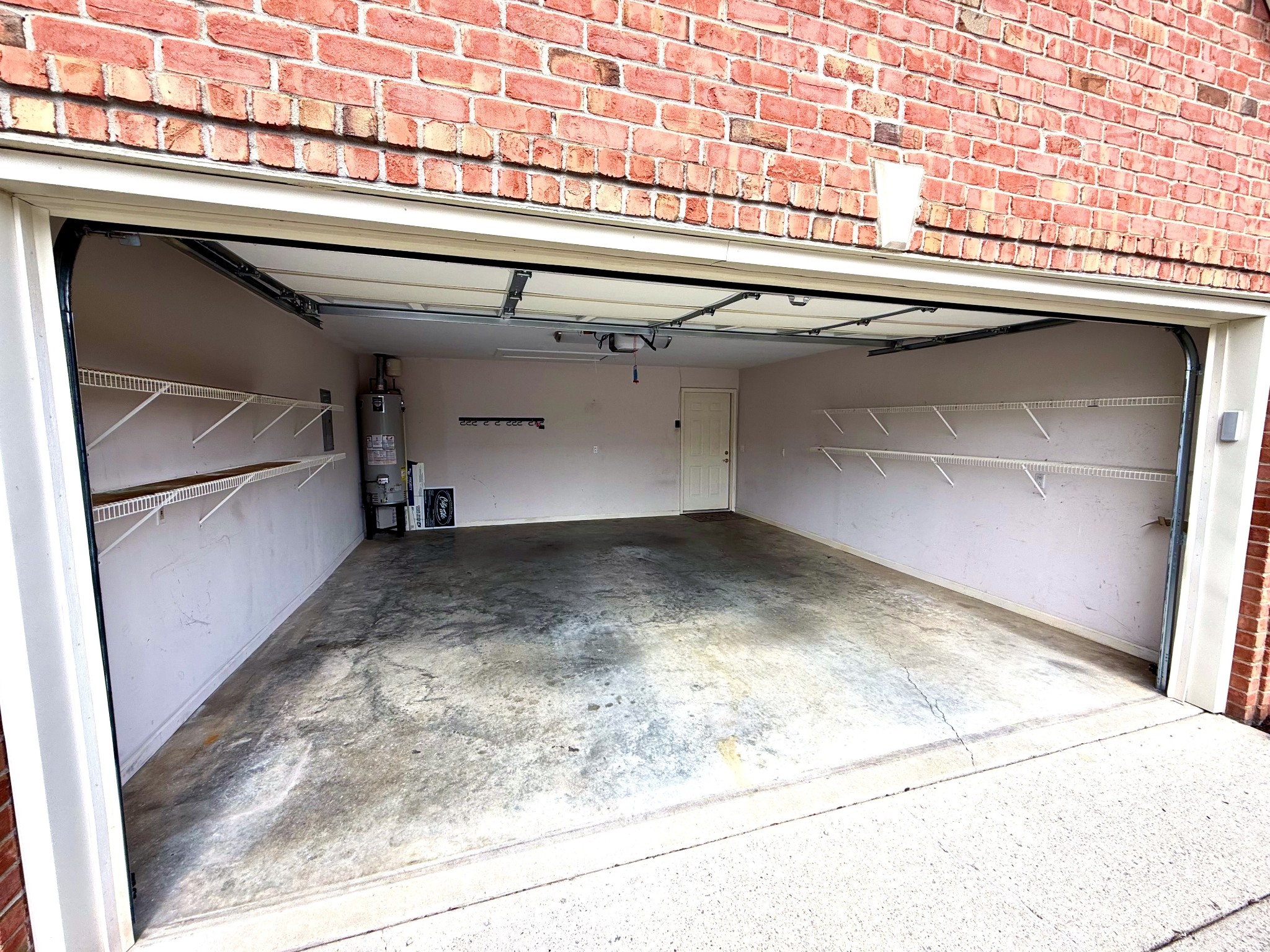 2216 River Rock Xing