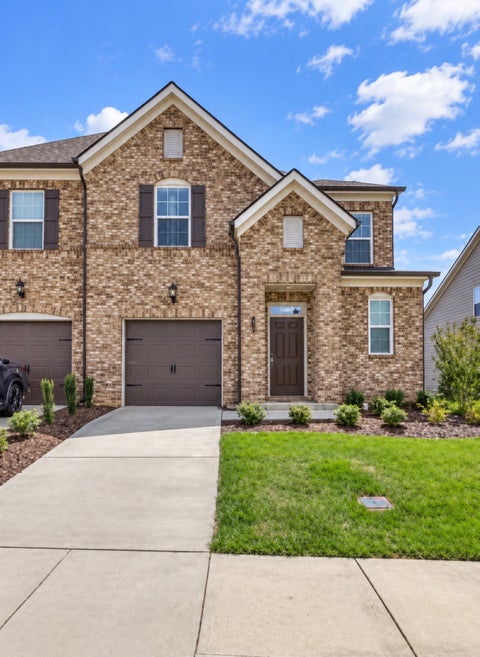 Photo of 313 Cheval Dr, Gallatin, TN 37066 (MLS # 3603914)