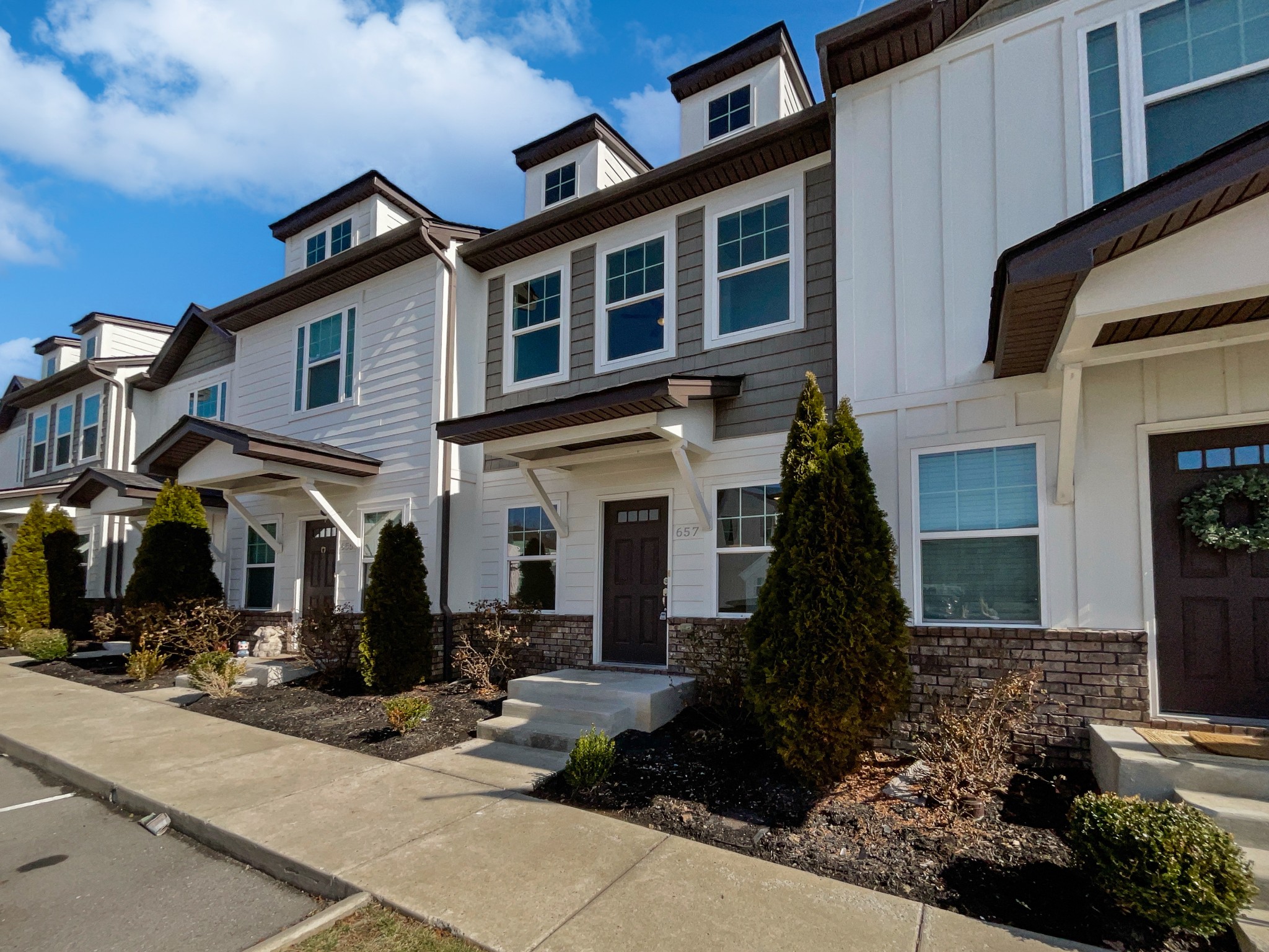 657 Bristol Creek Dr