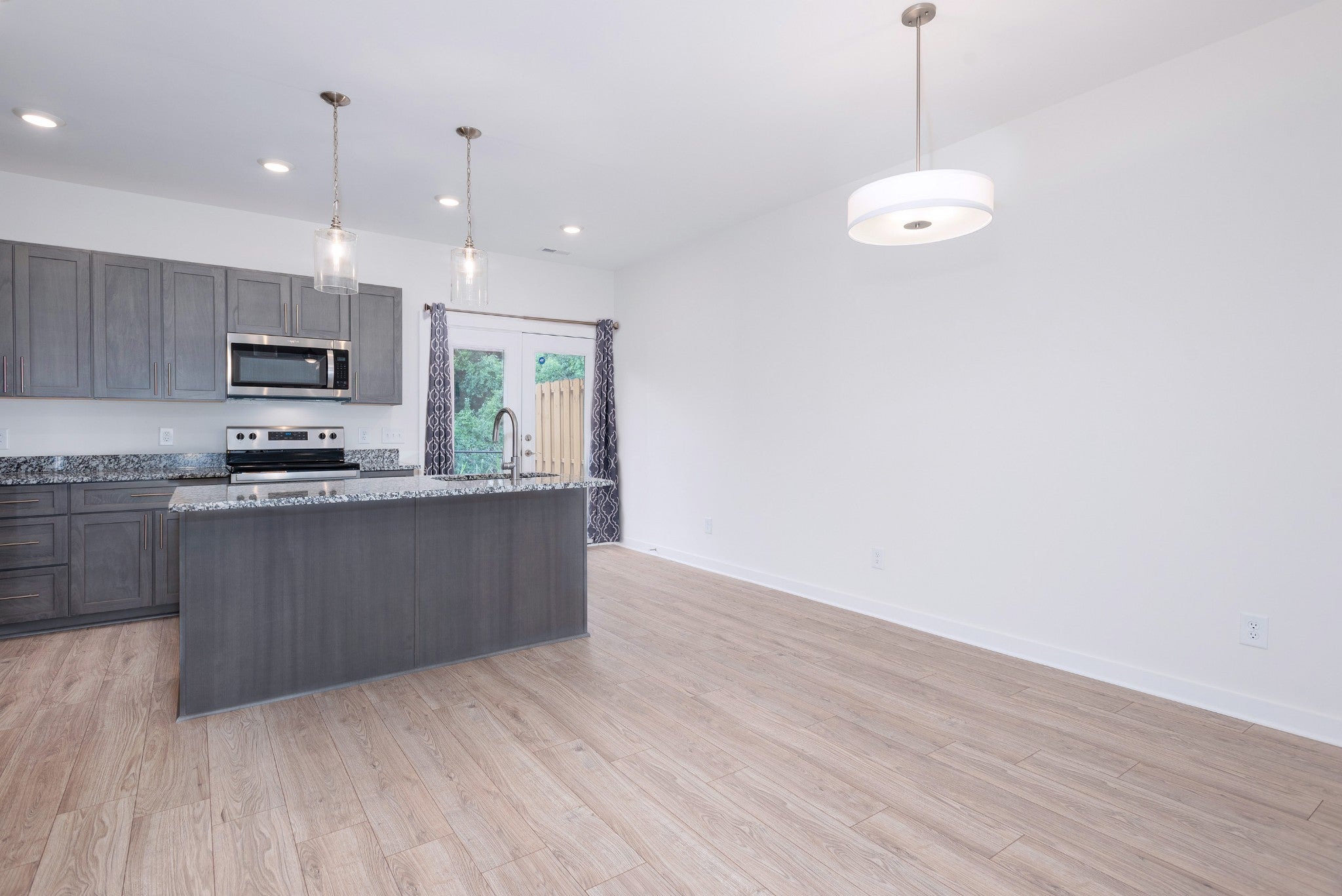 2416 Danilynn Dr