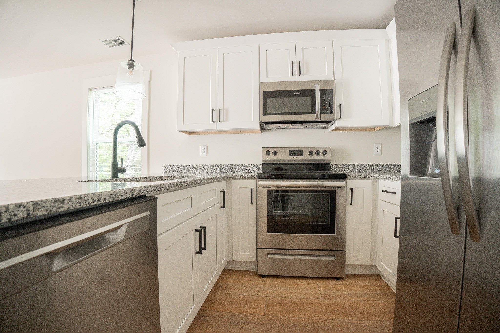 114 Wix Ave