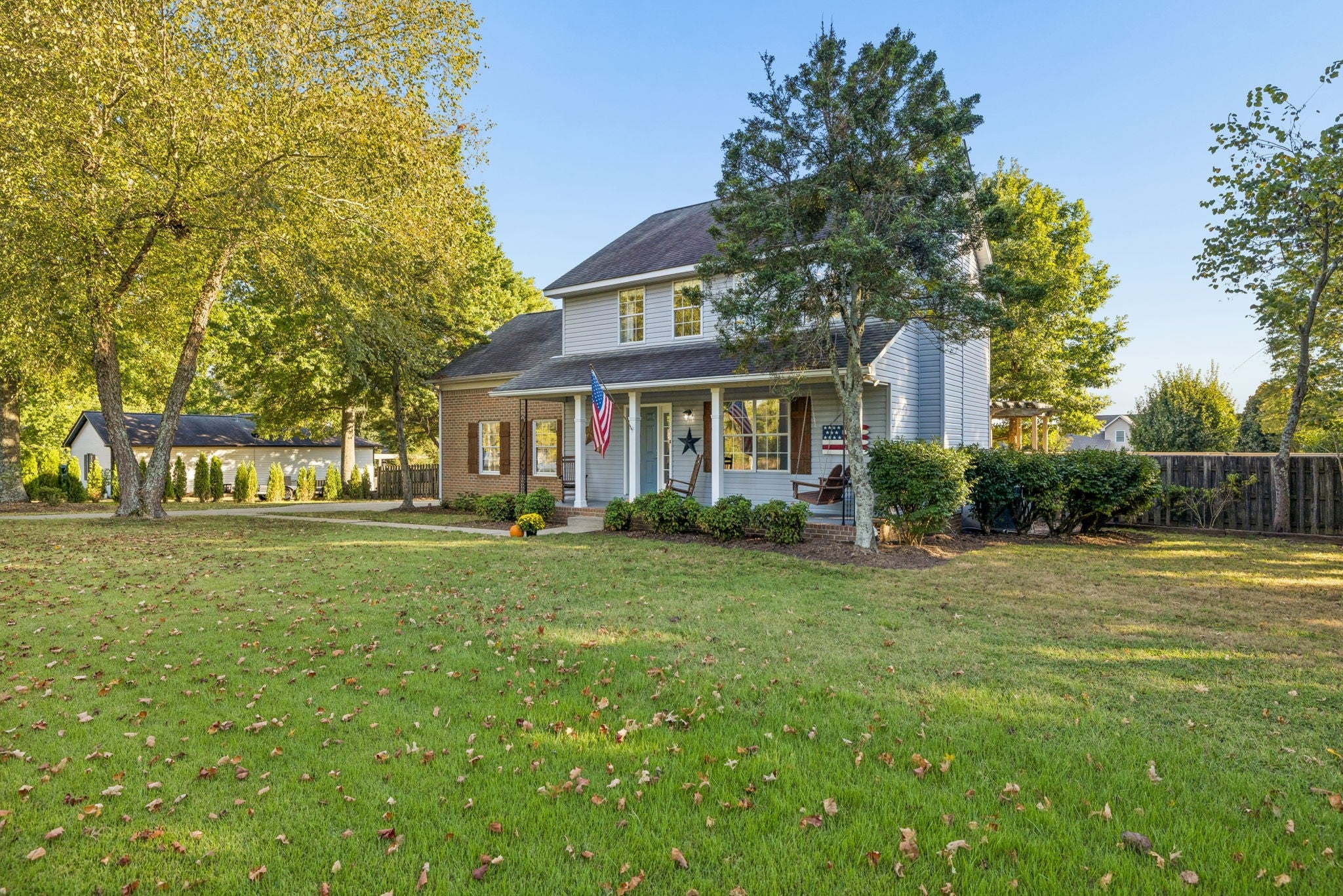 1735 Wilkes Ln