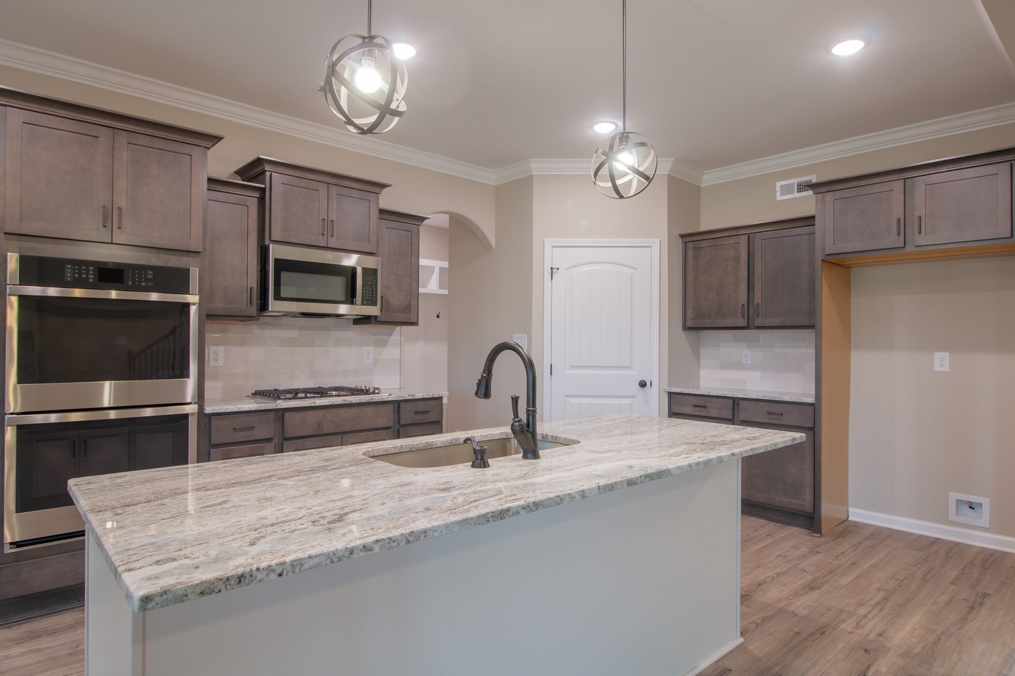 618 Summerfield