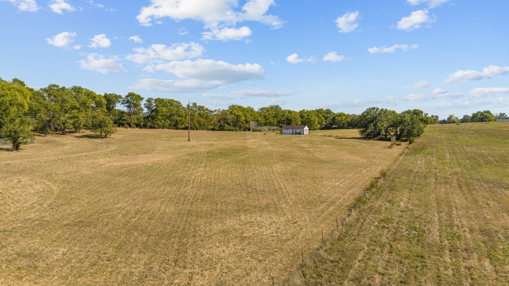 listing at 417 Nawakwa Trl, Madison