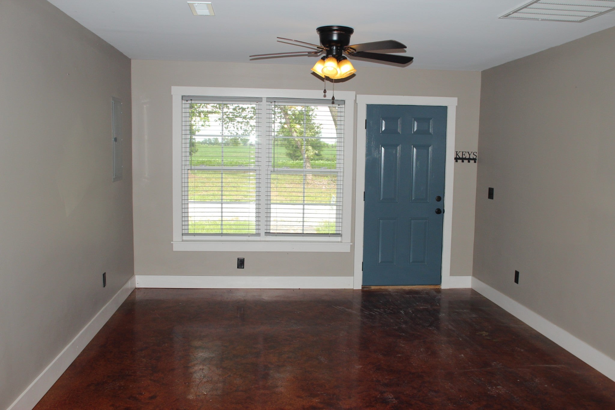 135 Jim Warren Rd
