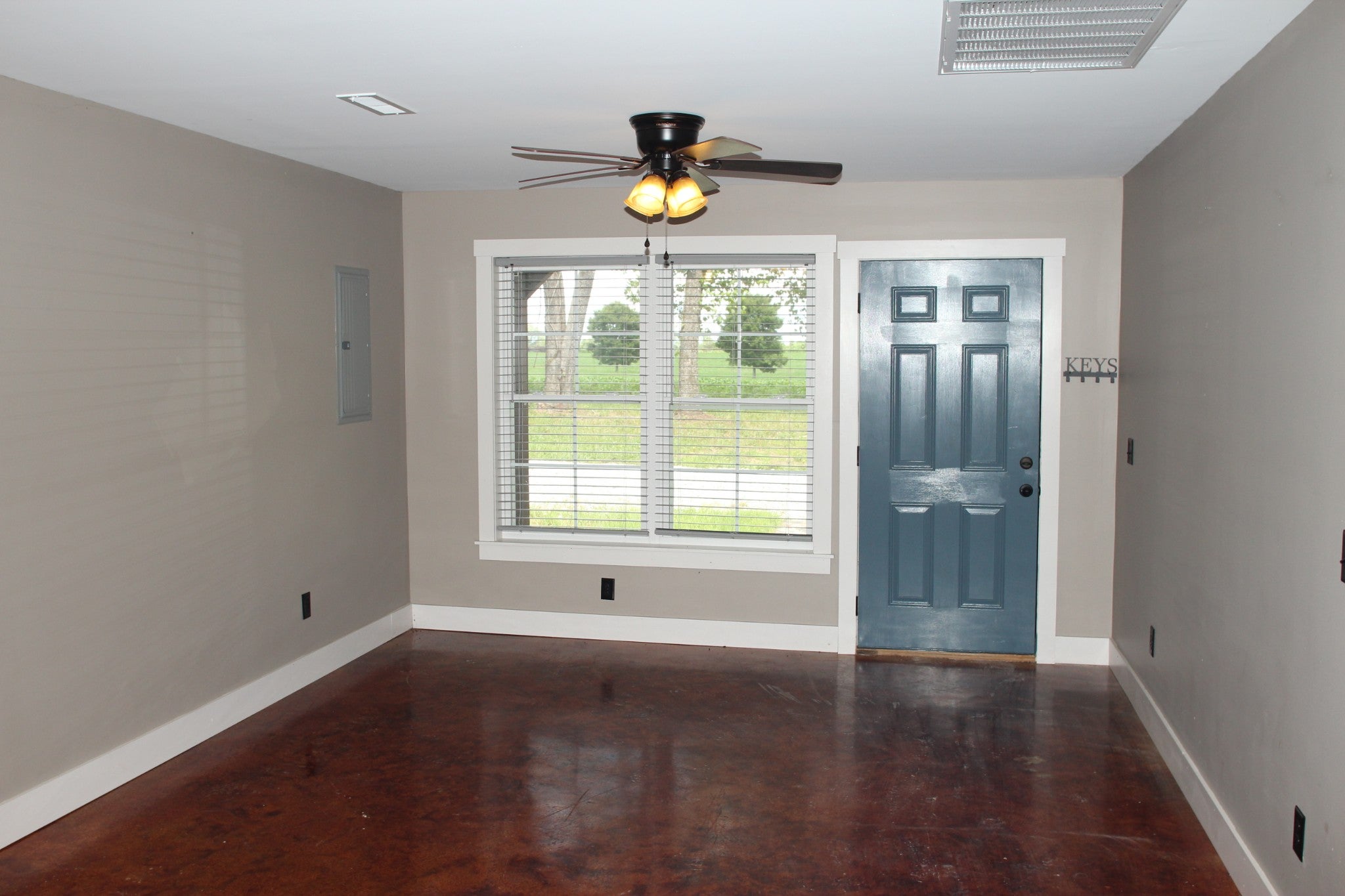 135 Jim Warren Rd