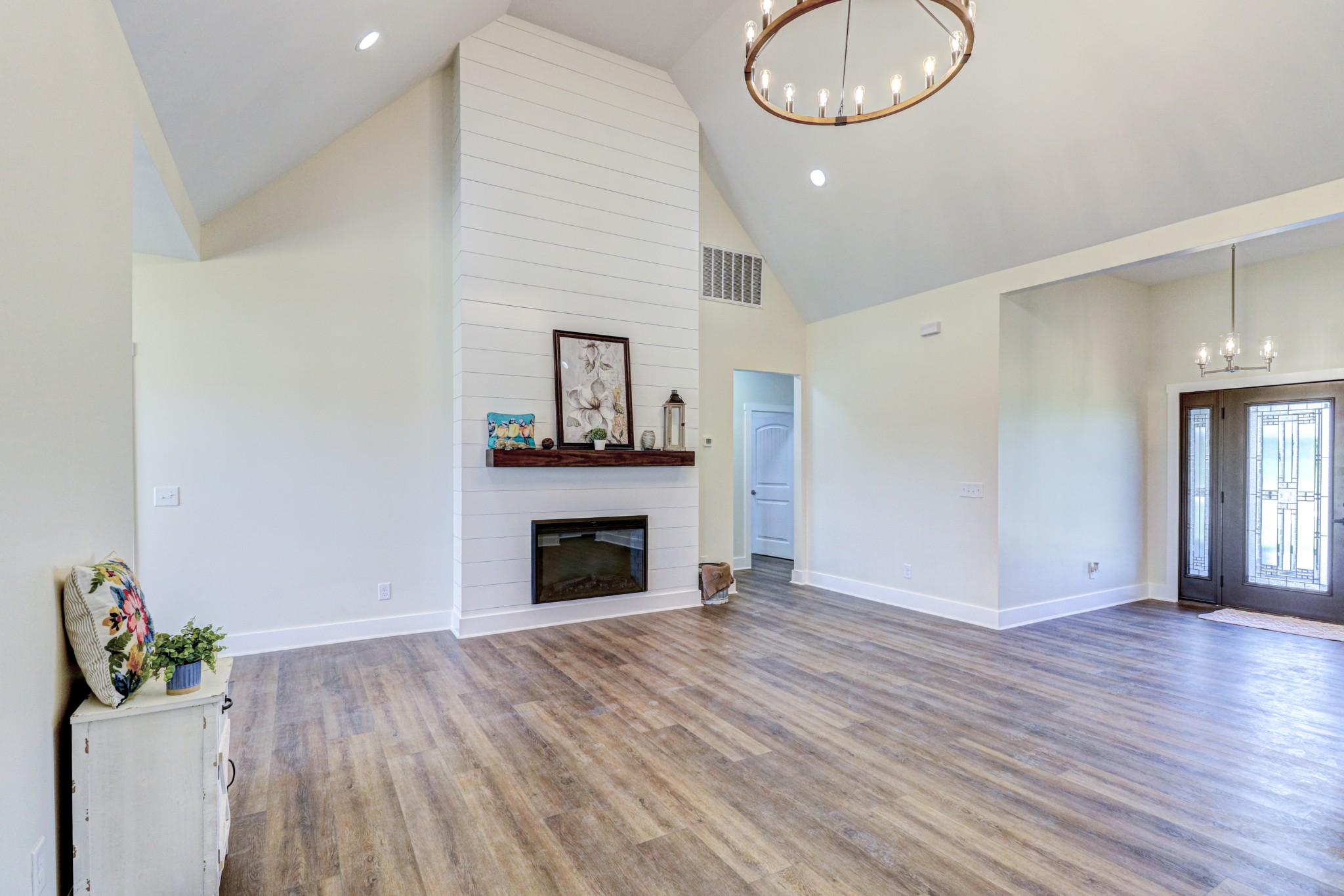 53 Summerset Dr
