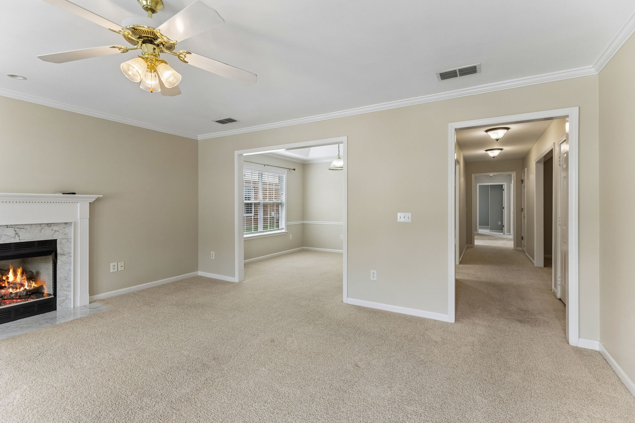 335 Forest Glen Cir