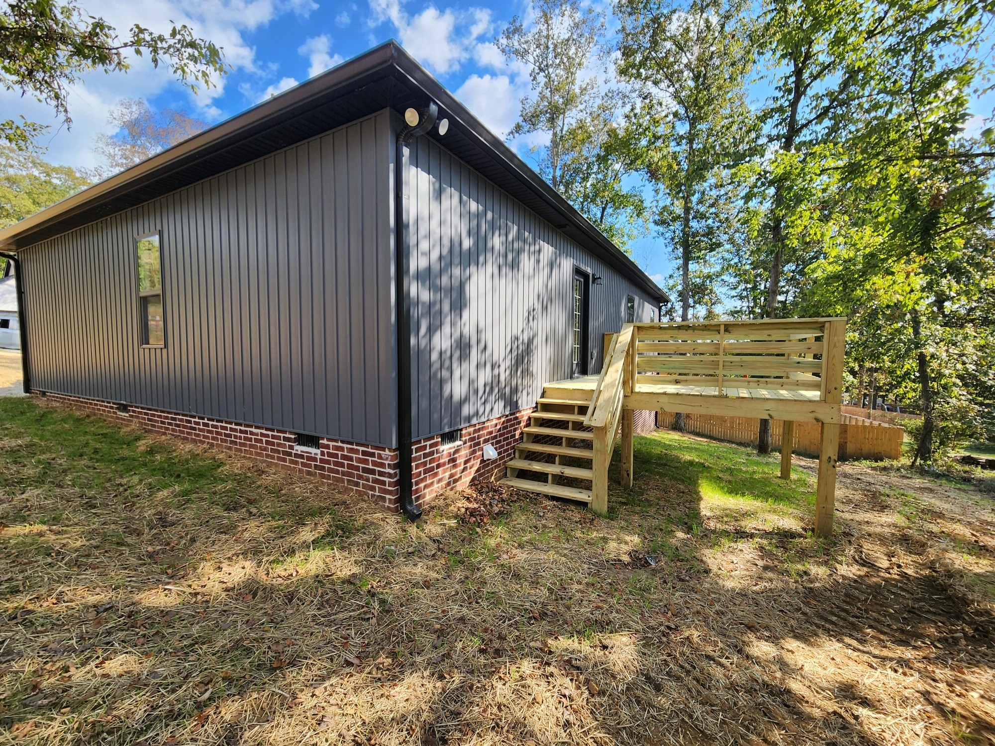 115 Acorn Ln