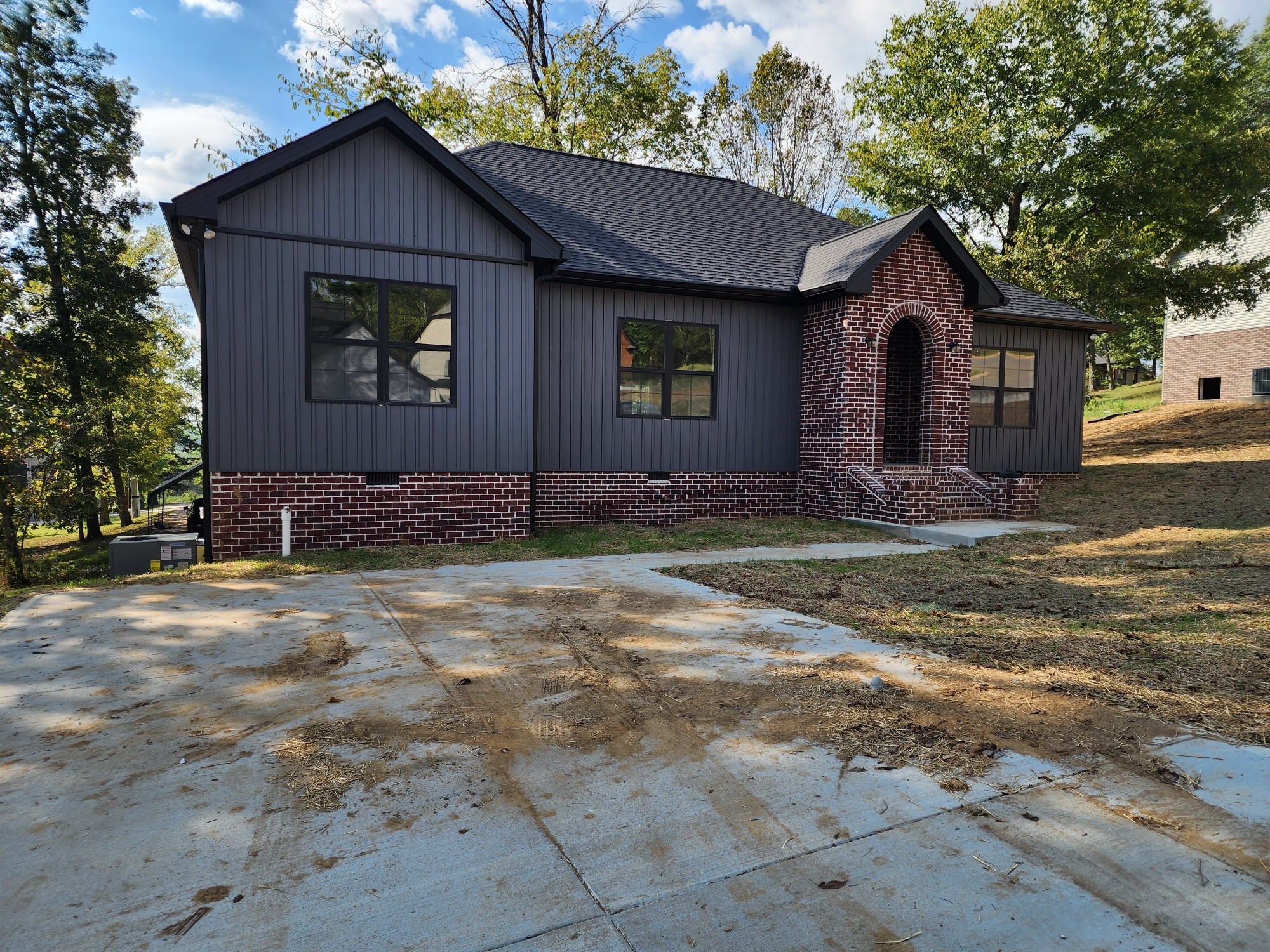 115 Acorn Ln