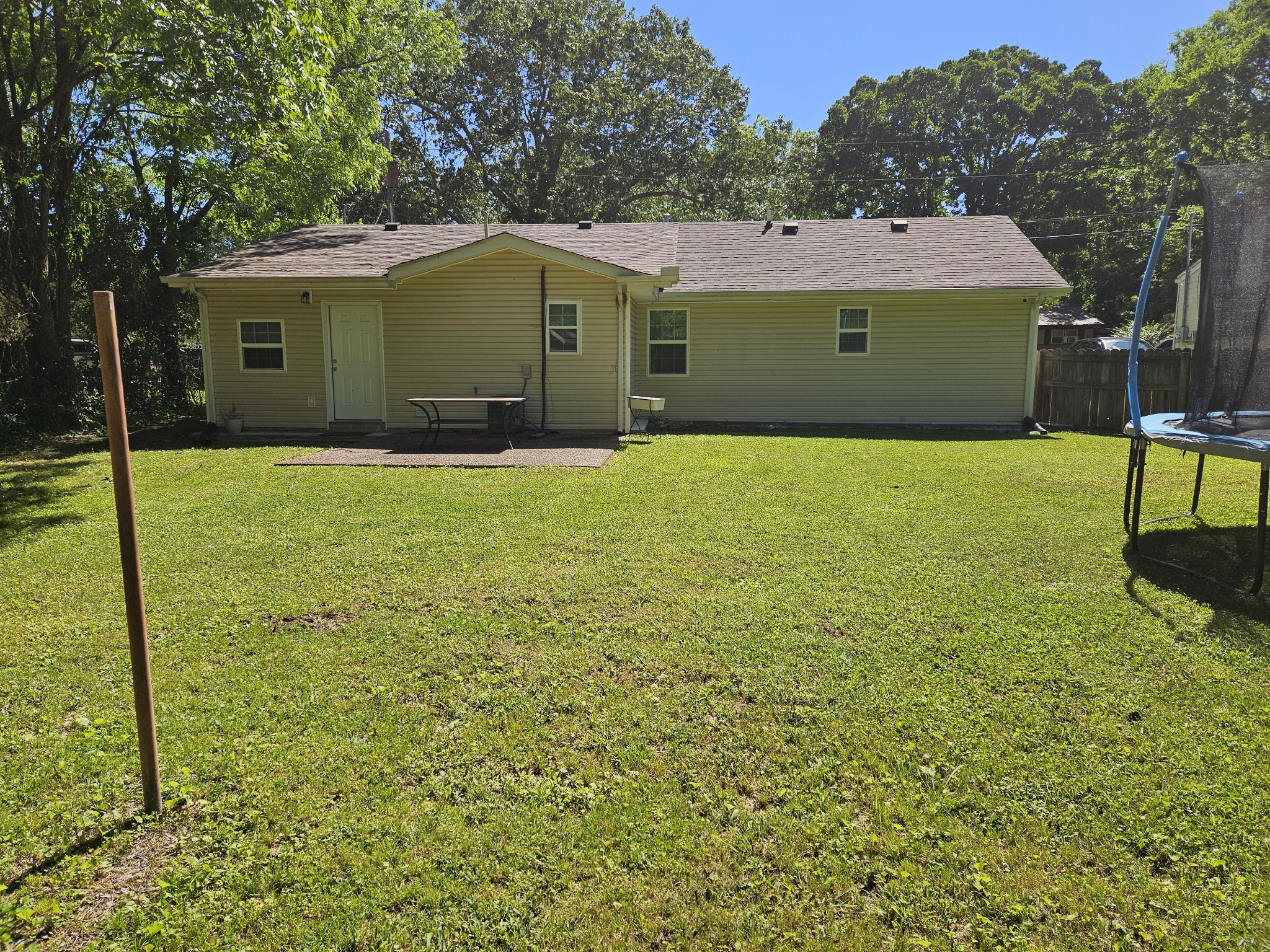107 Gentry St