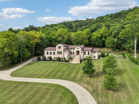 7433 Magnolia Valley Dr Eagleville TN 37060