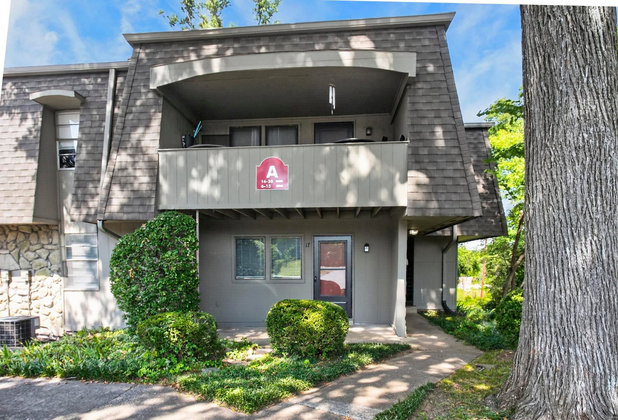 2.0-bed rental at 2929 Selena Dr 17
