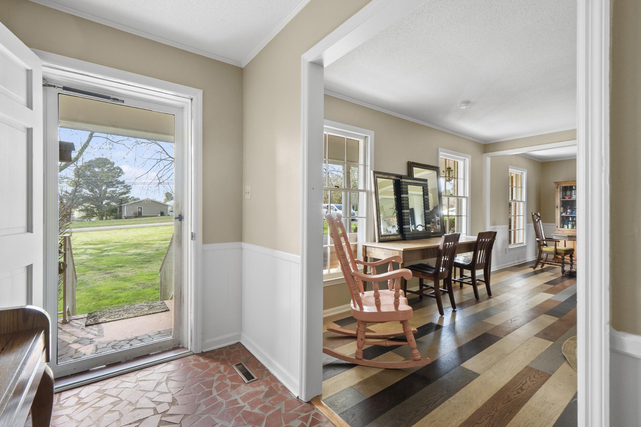 180 Westbrook Drive NW