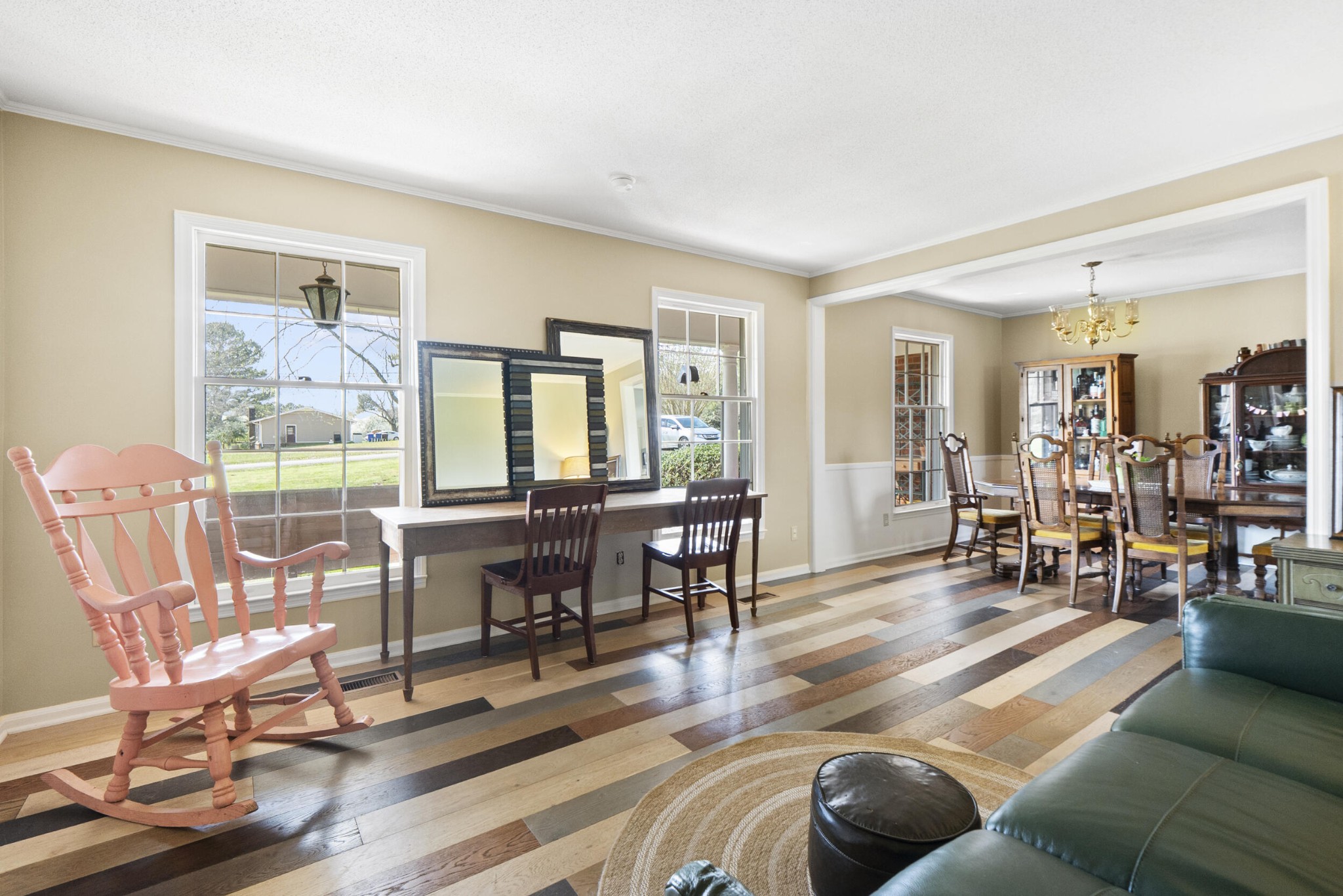 180 Westbrook Drive NW