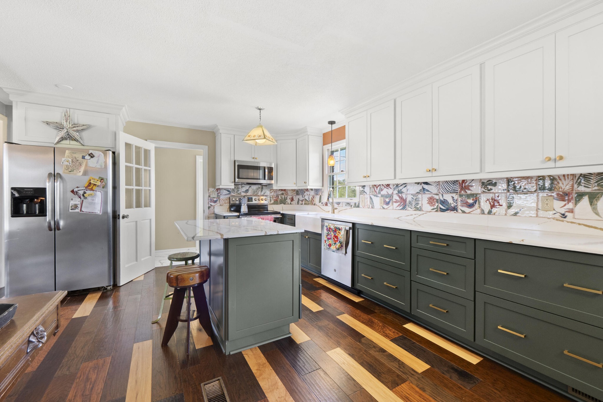 180 Westbrook Drive NW