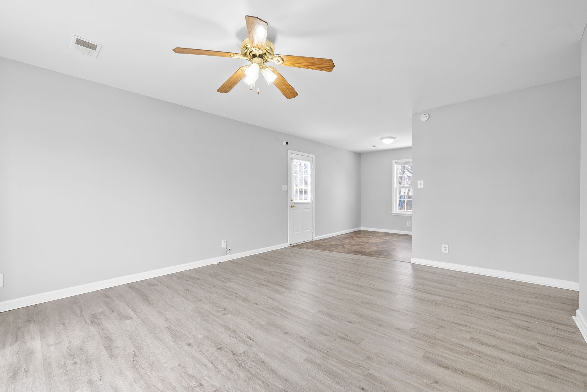 1042 Shadow Ridge Ave