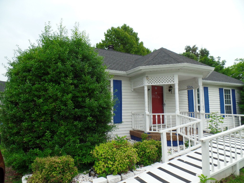 704 Windsor Trce