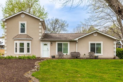 2544 S Mount Pleasant Rd Greenbrier TN 37073