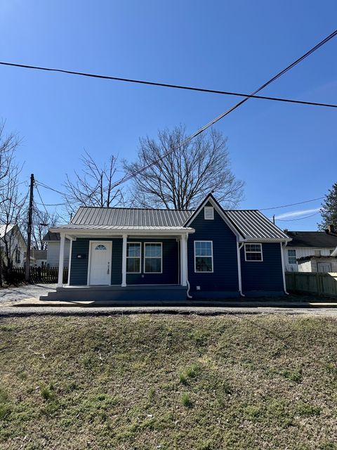113 W Taylor St, Lawrenceburg, TN 38464 - MLS#: 2798430