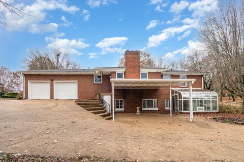 211 Diane Dr Madison TN 37115