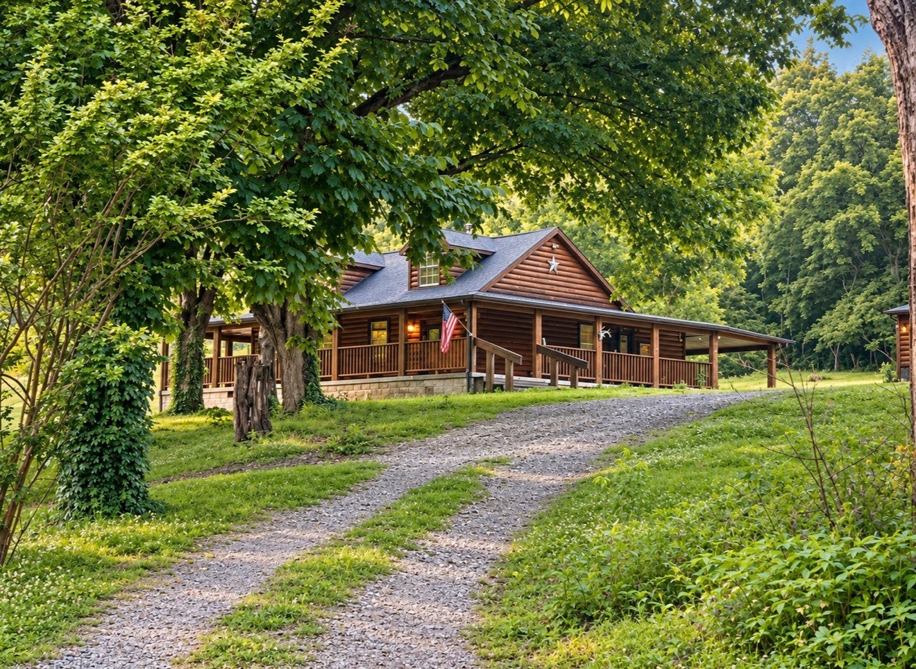 1528 Knob Creek Rd