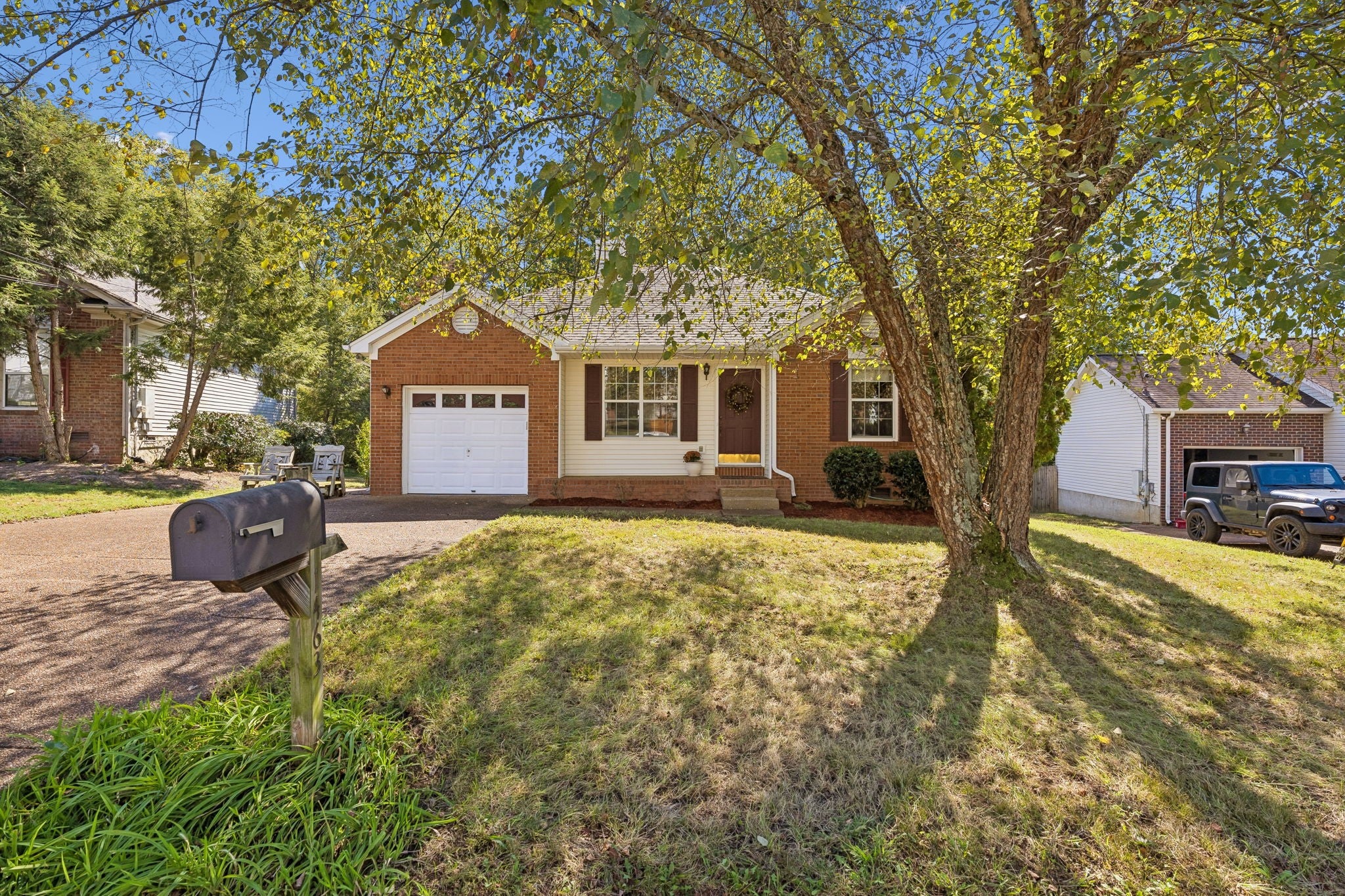1463 Brighton Cir