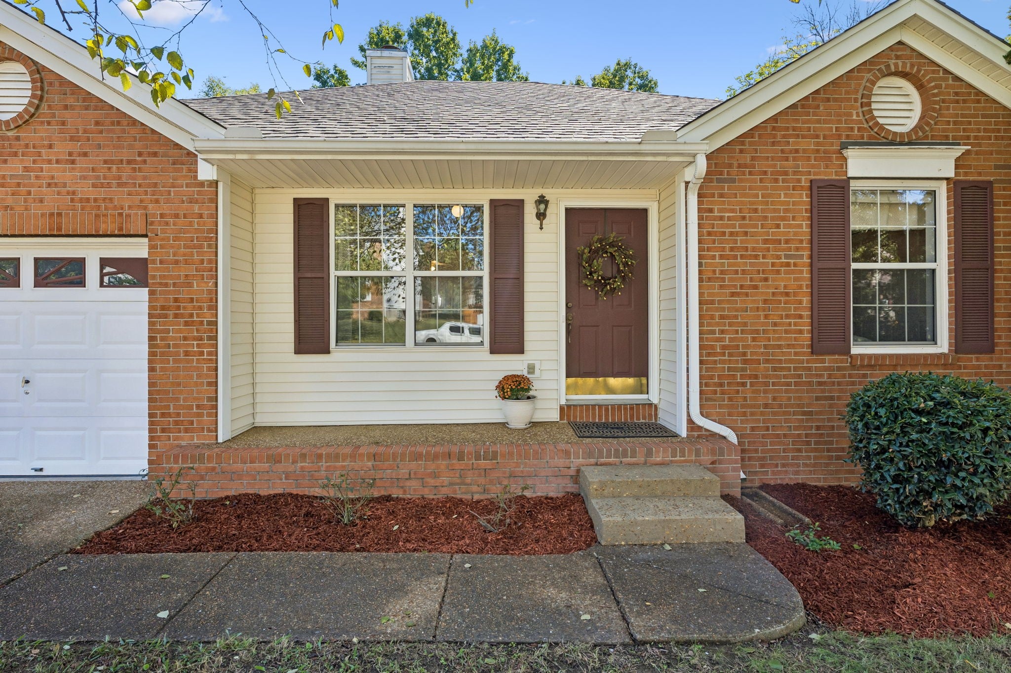 1463 Brighton Cir