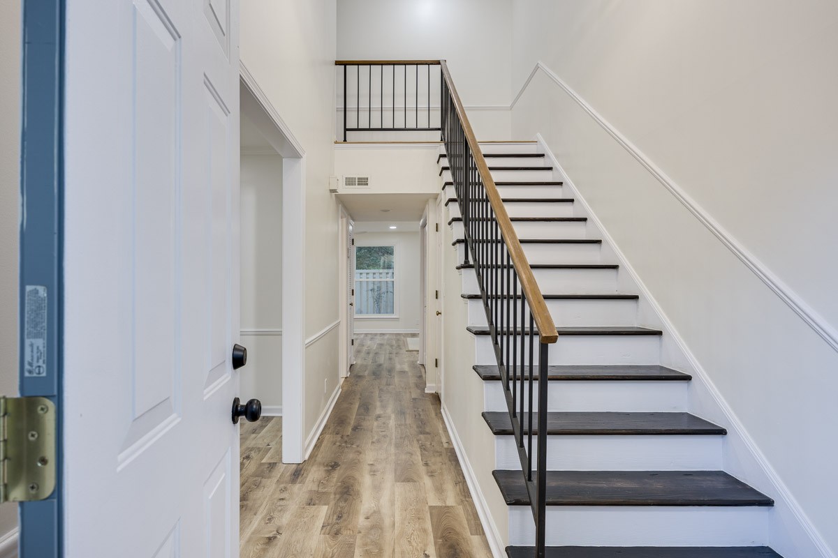 118 Boxwood Dr