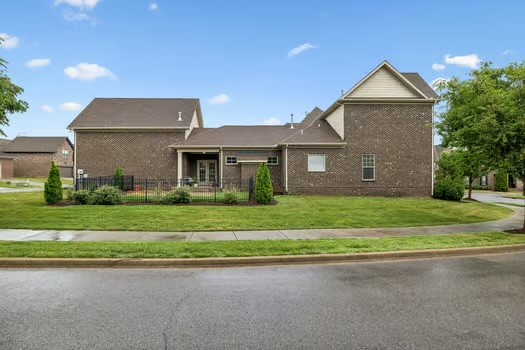 1099 Paddock Park Cir