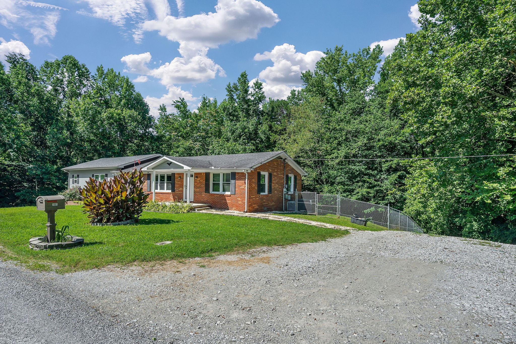 181 Falling Water Rd