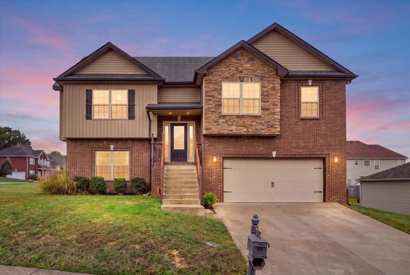 200 AUTUMN TERRACE LN, CLARKSVILLE, TN 37040 - Image 9627eaefad24ddb8ae073a69cb3bb5b1/2590911683