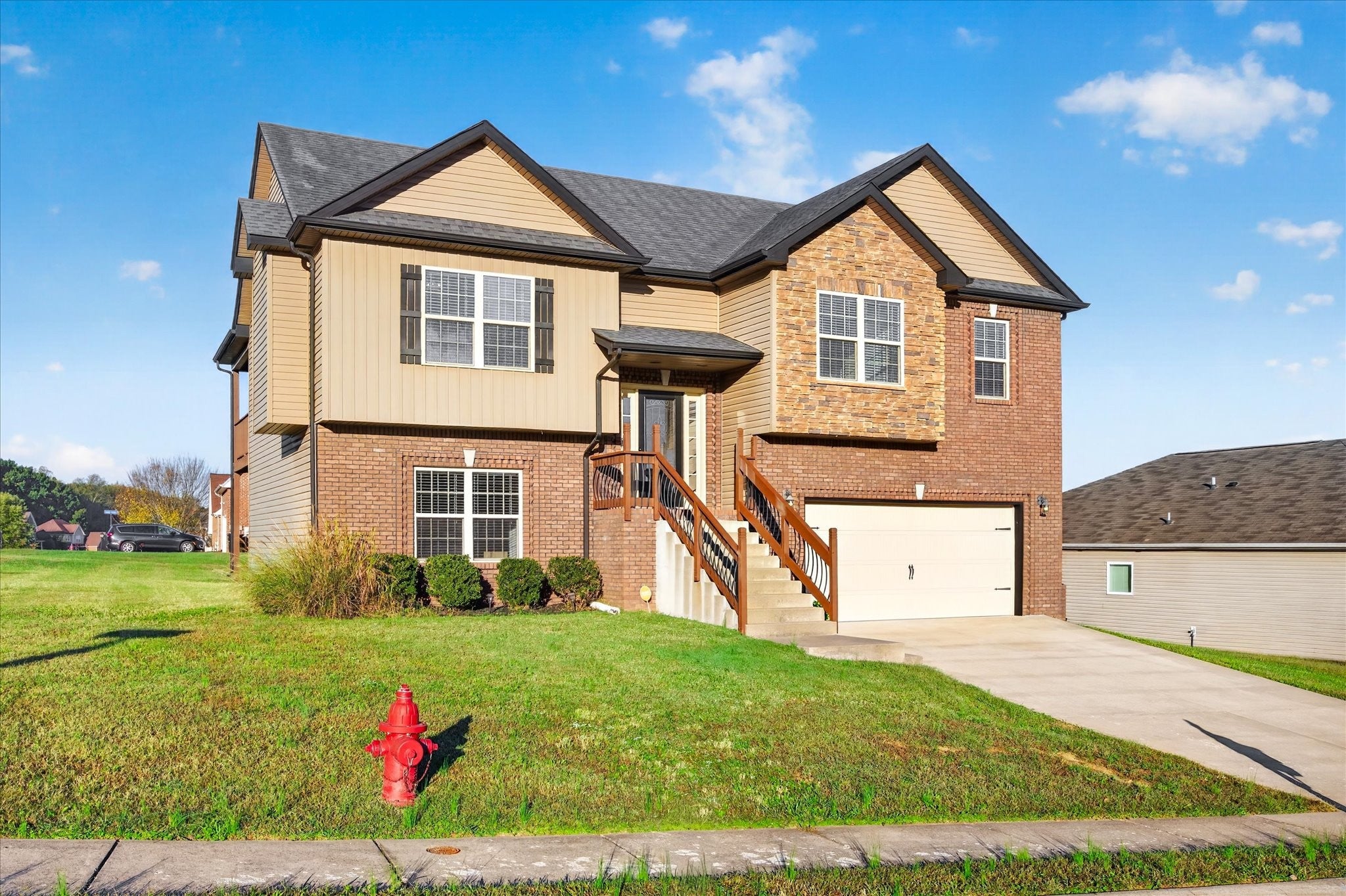 200 Autumn Terrace Ln